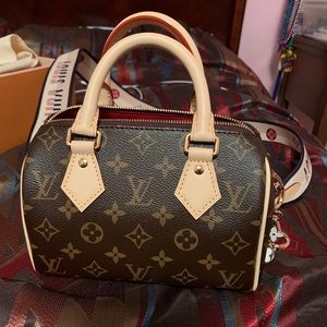 Speedy Bandouliere 20 with “black” strap